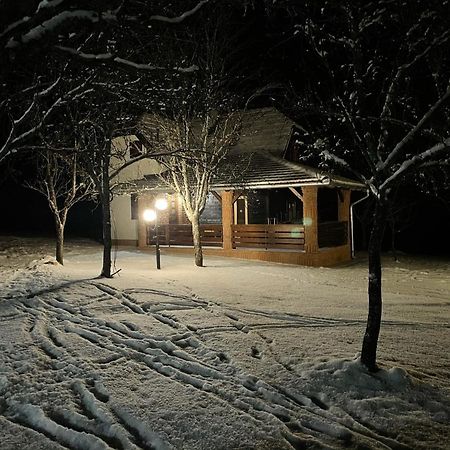 Seosko Domacinstvo Bondzulic Lägenhet Užice Exteriör bild